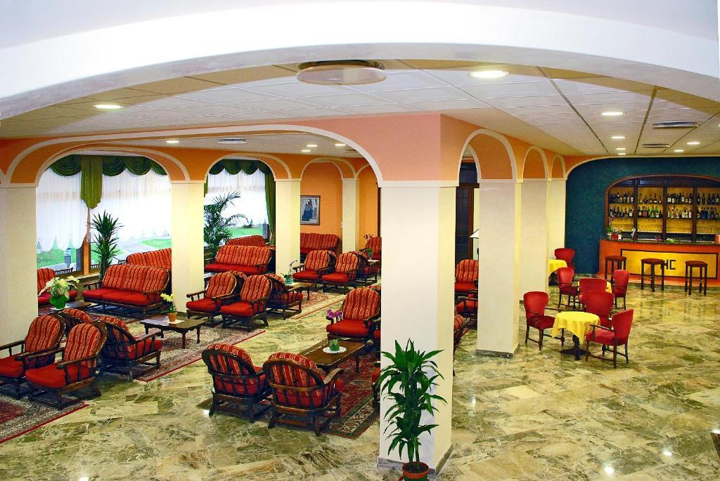 Hotel Columbia Terme アーバノ・テルメ エクステリア 写真