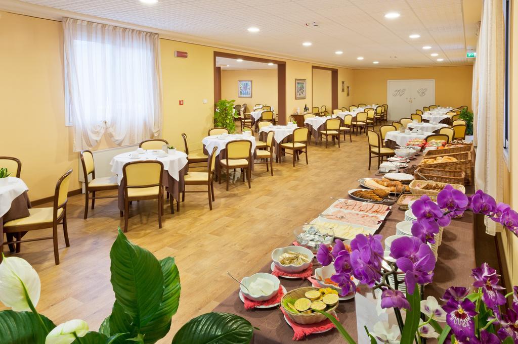 Hotel Columbia Terme アーバノ・テルメ エクステリア 写真